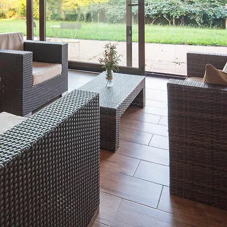 Ag Casa Bertoa Con Jardin Y Comedor Exterior X8 Queo de Abaixo